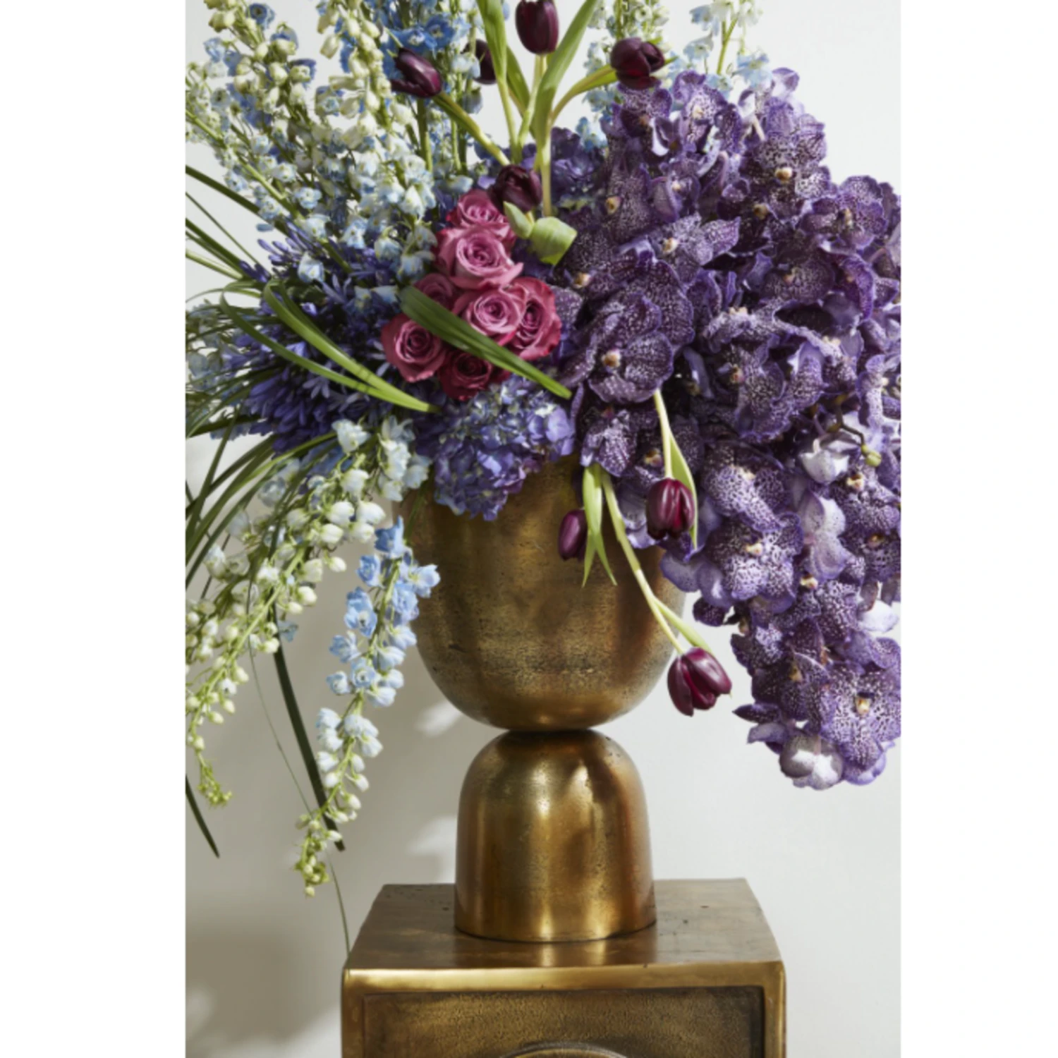 19”H X 12” GOLD METAL LUMOS FOOTED URN 4 19”H X 12” GOLD METAL LUMOS FOOTED URN - Image 2