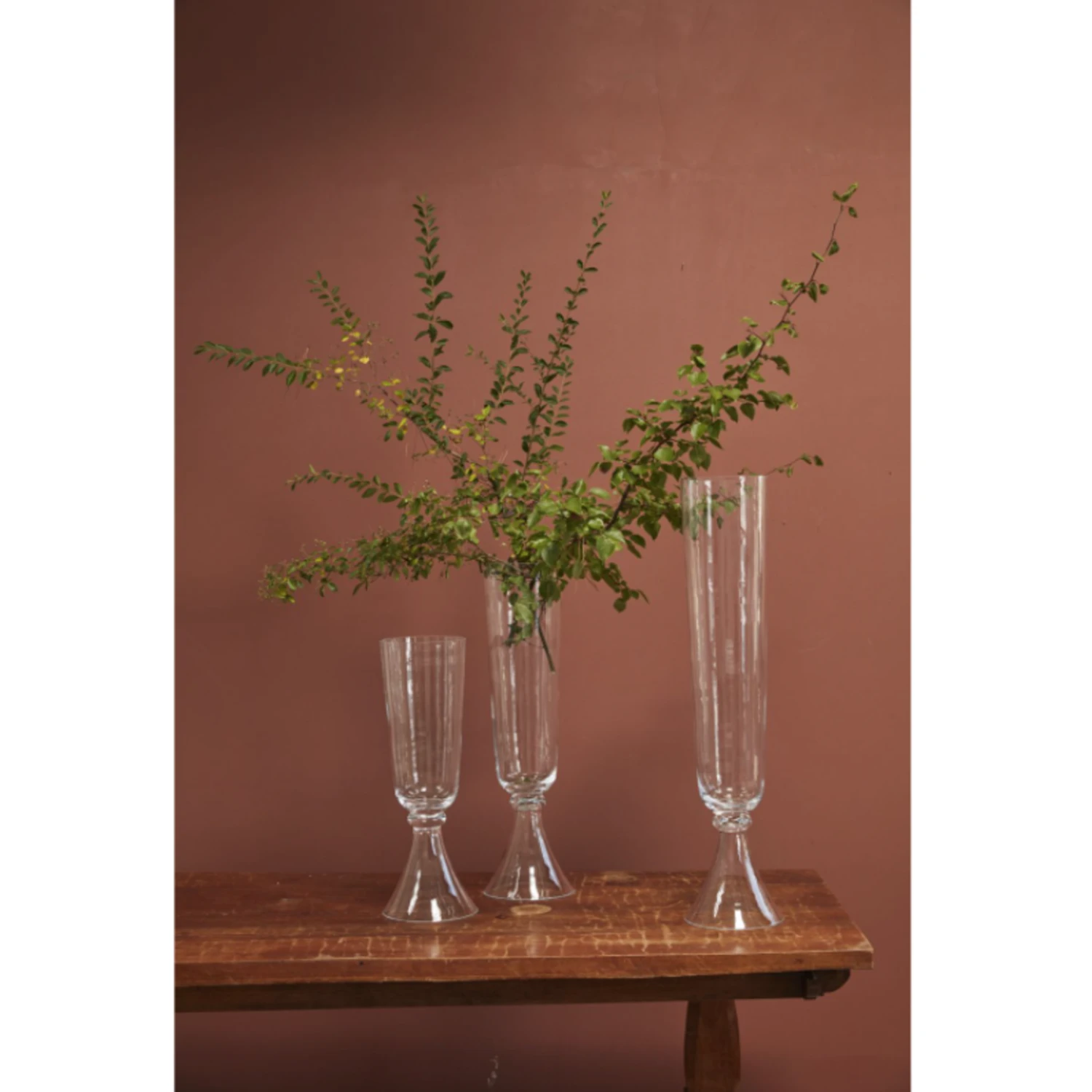 23.25”H X 8.25” WEDDING CENTERPIECE GLASS PICCOLO VASE 4 23.25”H X 8.25” WEDDING CENTERPIECE GLASS PICCOLO VASE - Image 2