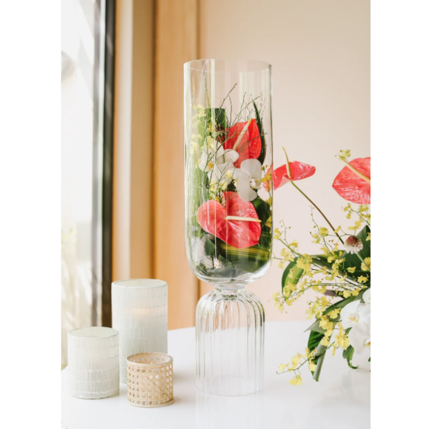 31.25”h X 8.5” GLASS VIVACE VASE REVERSIBLE 6 31.25”h X 8.5” GLASS VIVACE VASE REVERSIBLE - Image 4